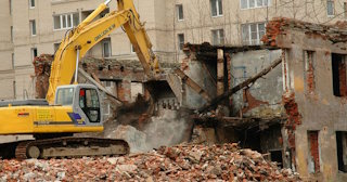 Демонтаж фасада в Гудермесе: цены за м2 от 371 рублей | Сварной-Гдр