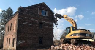 Демонтаж кирпичного дома Гудермес, цена от 3017 руб.