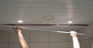 Демонтаж реечных потолков в Гудермесе - цена за м2 от 477 рублей - Сварной-Гдр