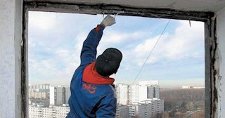Демонтаж остекления балкона в Гудермесе - цена от 583 руб. - Сварной-Гдр